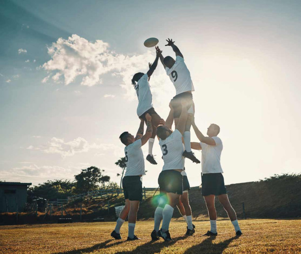 Guy Hoquet s’engage avec PROVALE pour la reconversion professionnelle des joueurs et joueuses de rugby