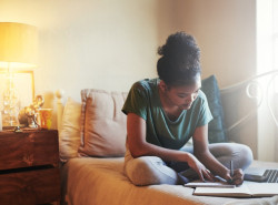 Rentrée étudiante : comment trouver un logement à la dernière minute ?